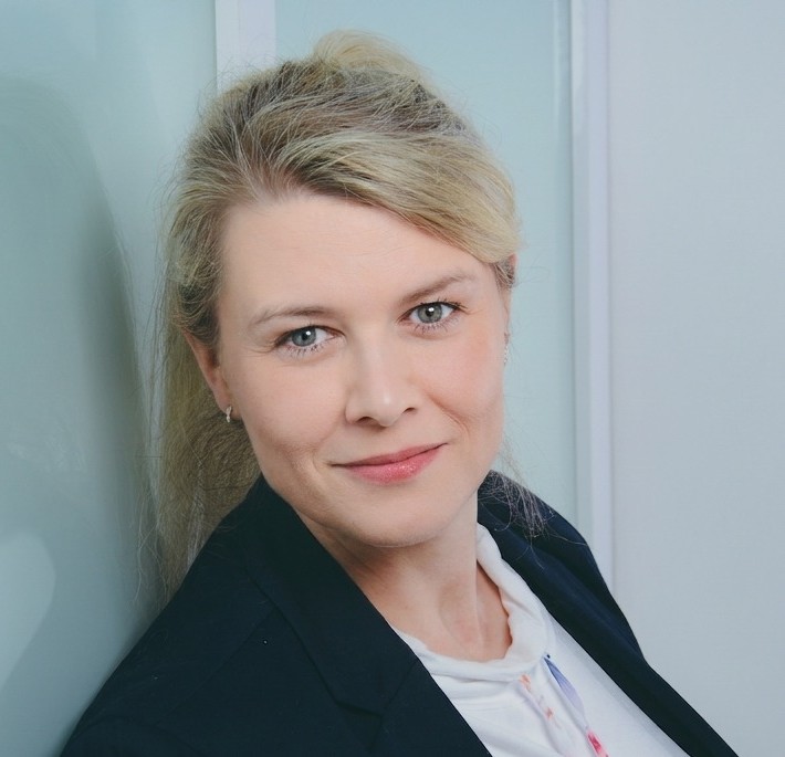 Tatiana Mercedes Rüegg, Projektmanagement bei Sawall Select